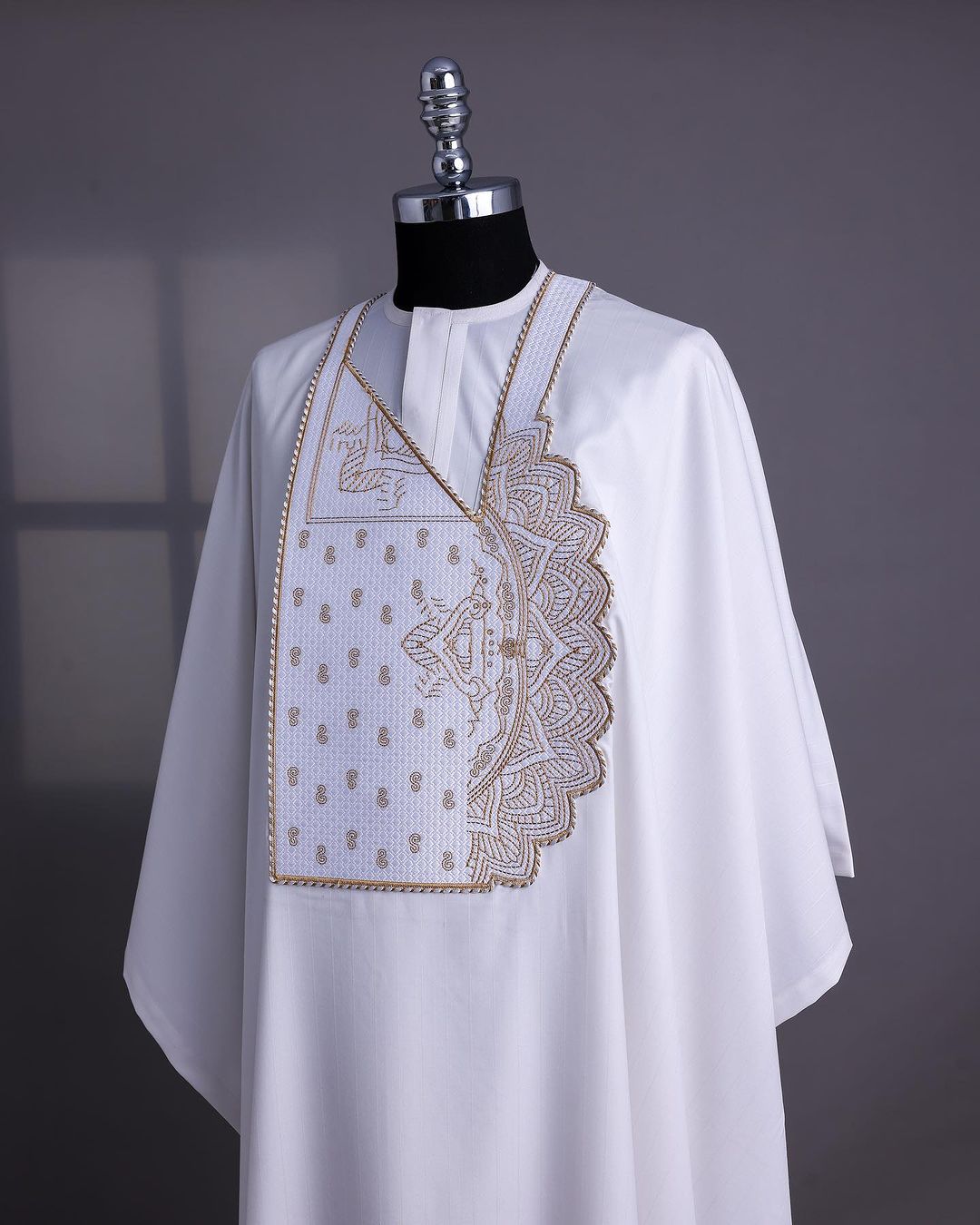 White Embroidery Detailed Agbada