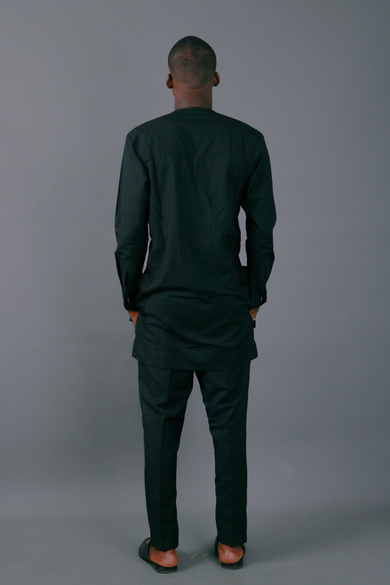 Black Abstract Velvet Stoned Agbada Kaftan by DavidScott